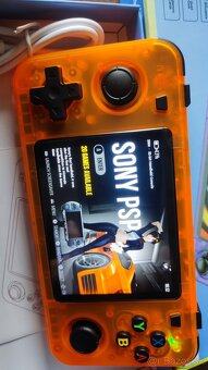Nova herna konzola R36H so 64GB micro sd plnou hier a zabavy - 2