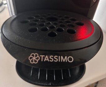 Predam kapsulovy kavovar Tassimo Vivy 140x - 2