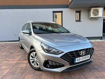 Hyundai i30 Combi 1.5 DPI 80kw r. 2022 - 2