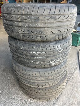 Letne gumy 215/45 R16 - 2