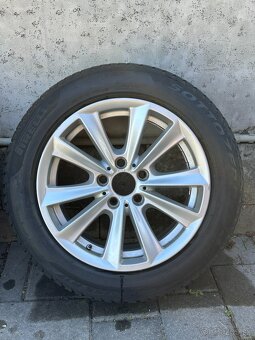 Sada hlinikovych diskov so zimnymi pneu na BMW 520 - 2