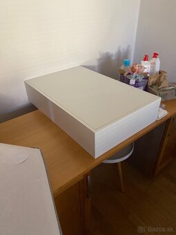 Prebalovací pult na stôl - 2