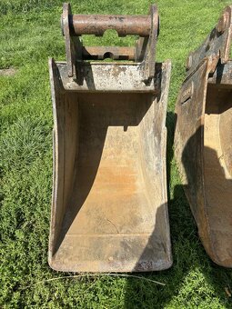 Predám 2 lyžice na bager za dobrú cenu - 2