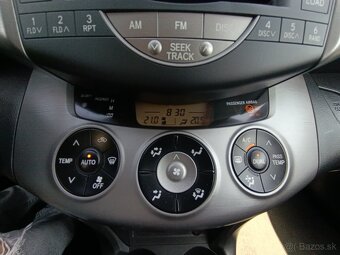 Toyota RAV4 2.2D 4WD 100kW/136PS, 4×4, M6 - 2