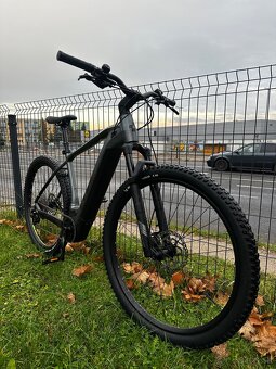 Elektronický Cube reaction hybrid Pro 2022 - 2