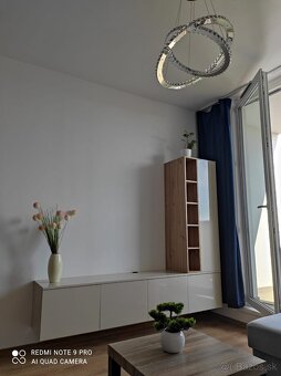 Prenajom 2 izboveho bytu + garazove statie+kobka - 2