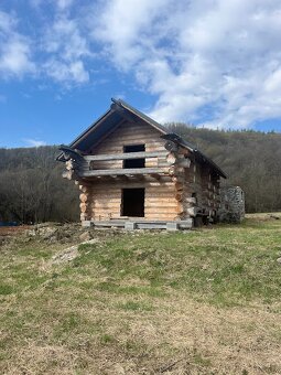 Predaj zrubu s pozemkami na farmársku usadlosť v Zvolenskej - 2
