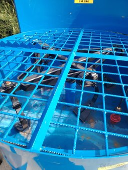 Hydraulicka miešačka 800L - 2