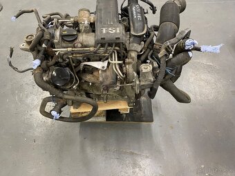 motor škoda fabia   1,2 tsi cbz - 2