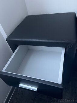 Nočný stolík - 2