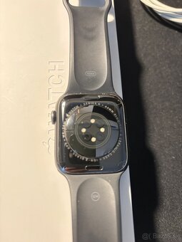 Apple Watch Series 6 44mm - 2