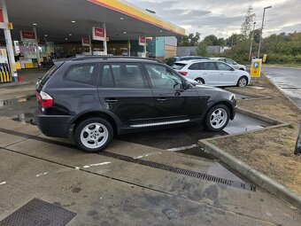 BMW X3 2.0d Sport - 2