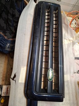 Predna maska Land rover Discovery 2 - 2