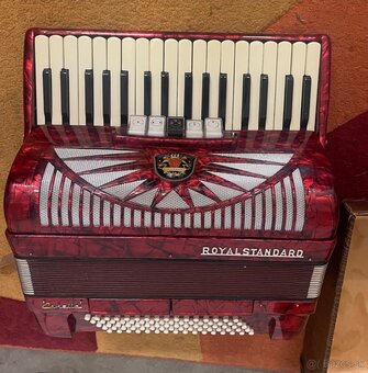 Akordeon Royal Standard - 2