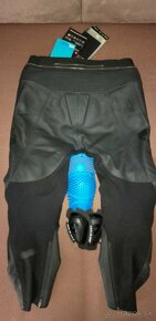 Nové kožené nohavice REVIT - 2
