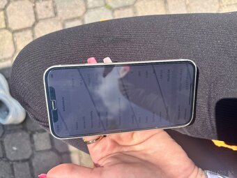 iPhone 12 - 2
