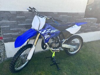 YAMAHA YZ 125 - 2
