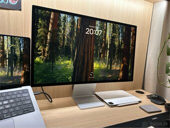 Predam monitor - 5K Apple Studio Display - 2