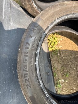 225/45r17 - 2