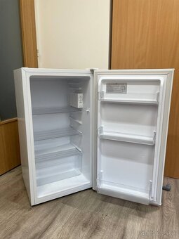 Mini chladnička CANDY CHASD4385EW - 2