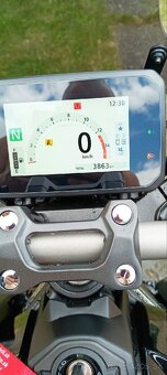 Honda CB 650R e-clutch - 2