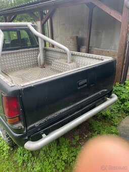 Chevrolrt Blazer 4.3 benzín 142 kw - 2