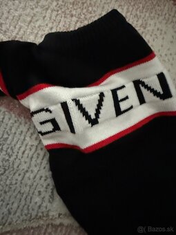 sveter pre psa Givenchy - 2