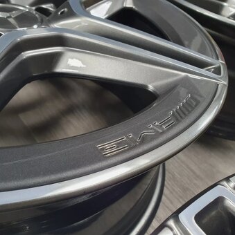 r18 nové 4ks AMG MERCEDES A B W177 W247 CLA C118 7,5J ET49 - 2