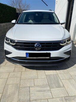 Volkswagen Tiguan 2.0 TSI Life 4Motion DSG - 2