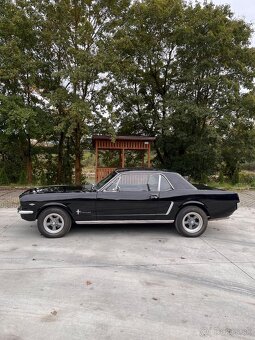 Ford Mustang 1965 4.7L V8 automatic. - 2