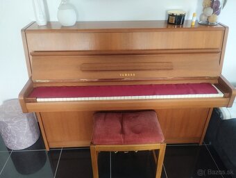 Klavir Yamaha - 2