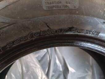 Predám pneumatiky 225/65 R17 102H - 2