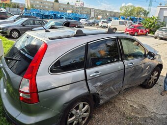 Honda crv naburana na diely - 2