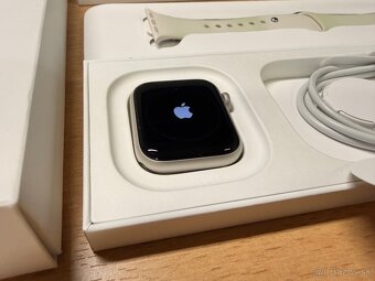 Apple watch SE (2gen) 40mm starlight - 2
