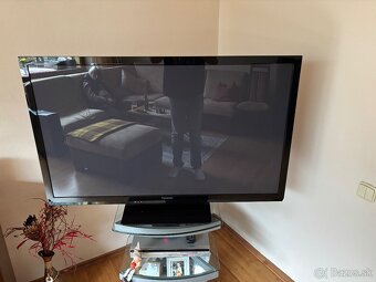 Panasonic TX-P50X60E Plasma - 2