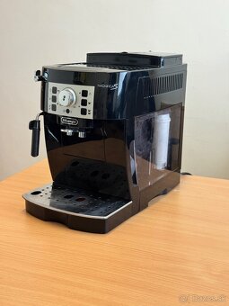 Kávovar Delonghi - 2