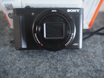 Sony HX99 - 2