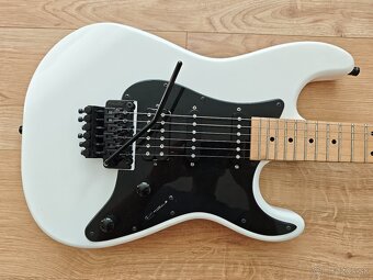 Gitara Jackson - Adrian Smith signature model - 2