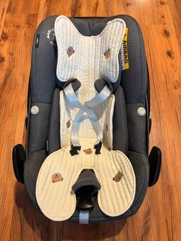 Autosedacka Maxi Cosi Pebble S + isofix baza - 2