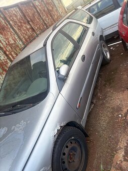 Renault Laguna - 2
