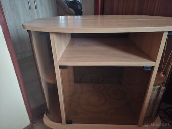 Predám Tv stolik - 2