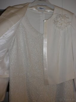 Šaty nad kolená - 2