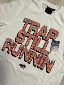Syna World Trap Still Runnin Tee - 2