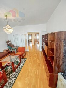 4 izbový byt s lodžiou, 87 m², Šášovská ulica v Petržalka - 2