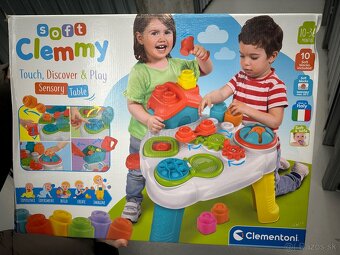 Clementoni Hrači štolik pre deti - 2
