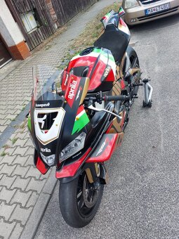 APRILIA RSV4 1100 FACTORY - 2
