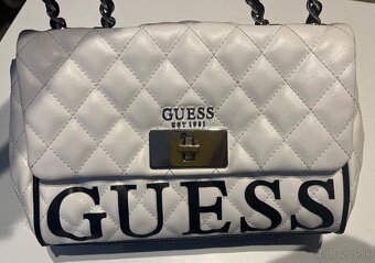 Damska kabelka GUESS-biela - 2