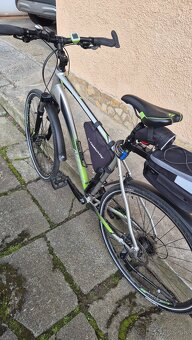 Predám crossovy bicykel Merida Crossway 100 - 2