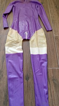 Latexovy catauit - fialový - 2