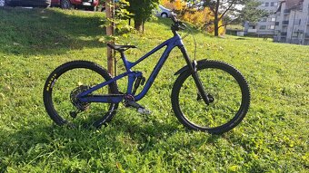 Trek Slash 8 2023 - 2